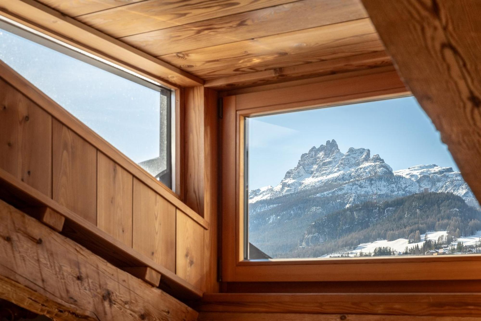 Cortina Lodge Cortina dʼAmpezzo Exterior foto