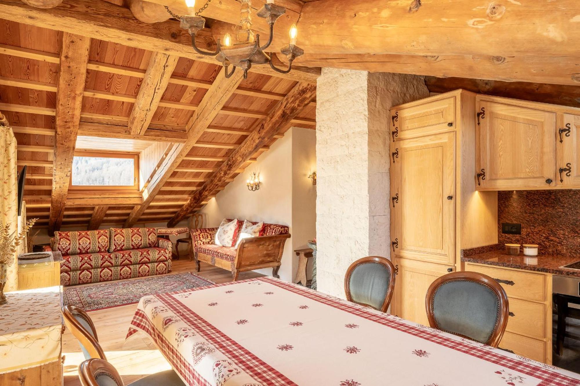 Cortina Lodge Cortina dʼAmpezzo Exterior foto