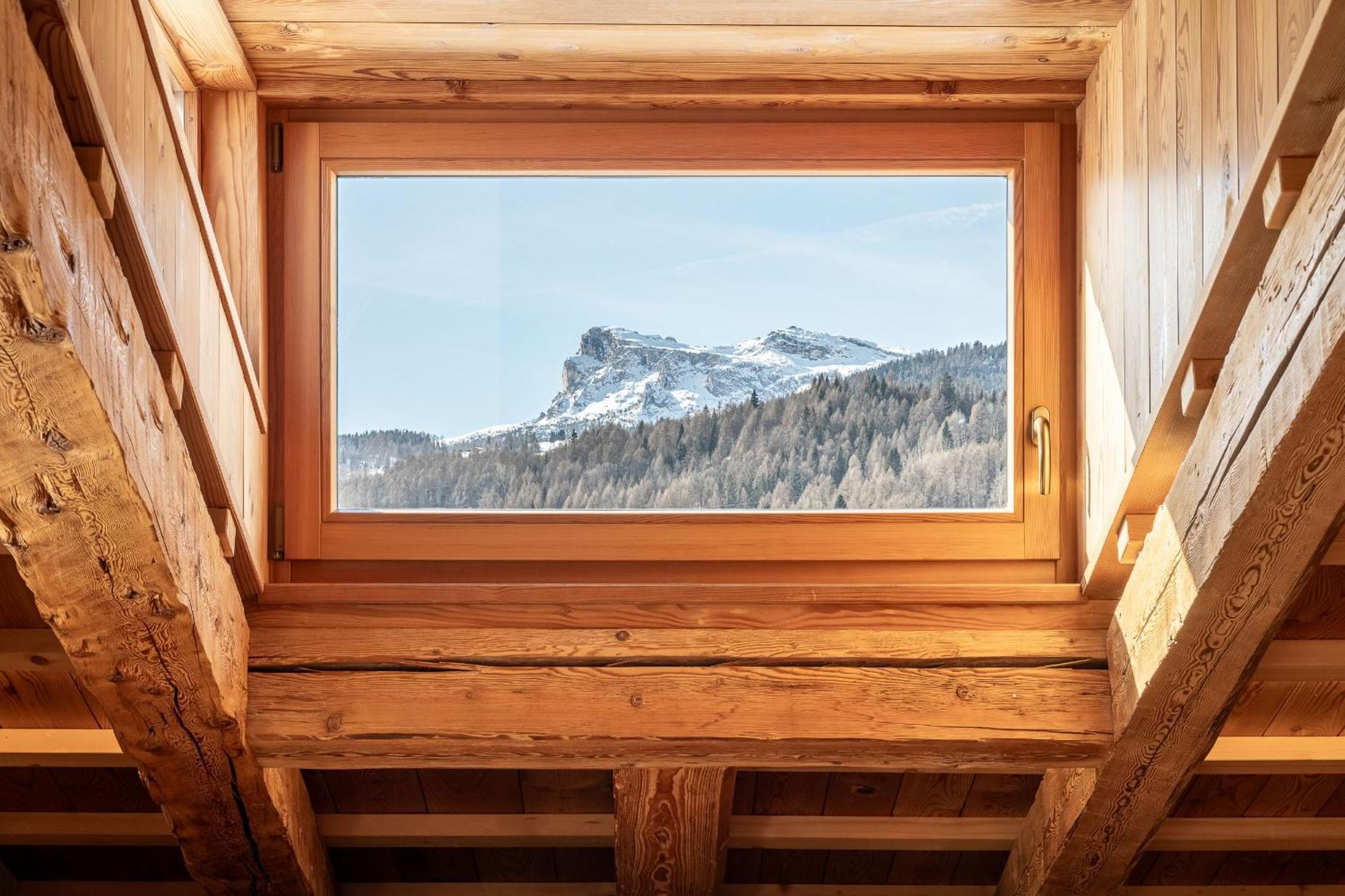 Cortina Lodge Cortina dʼAmpezzo Exterior foto